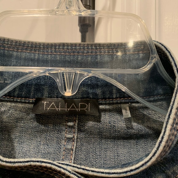 New Tahari Denim Jacket Fitted M $280 - Picture 3 of 8